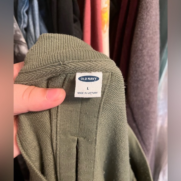 Old Navy long sleeve olive green crew neck tie back top - Picture 4 of 6